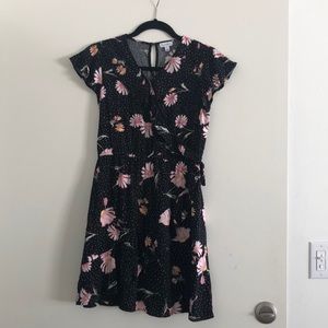 Girl’s Dress